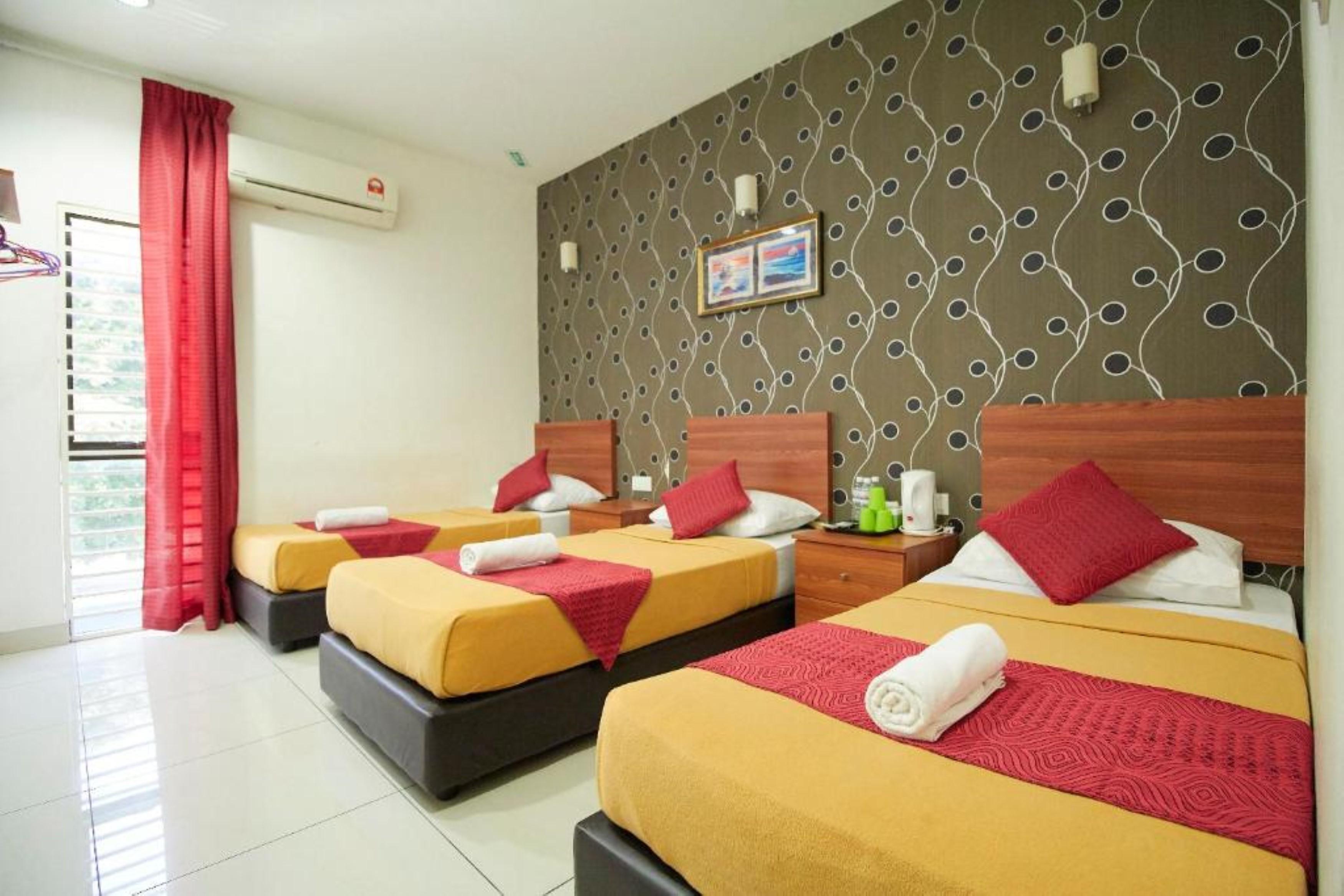Coop Hotel Putrajaya & Cyberjaya Kampung Dengkil Exterior photo