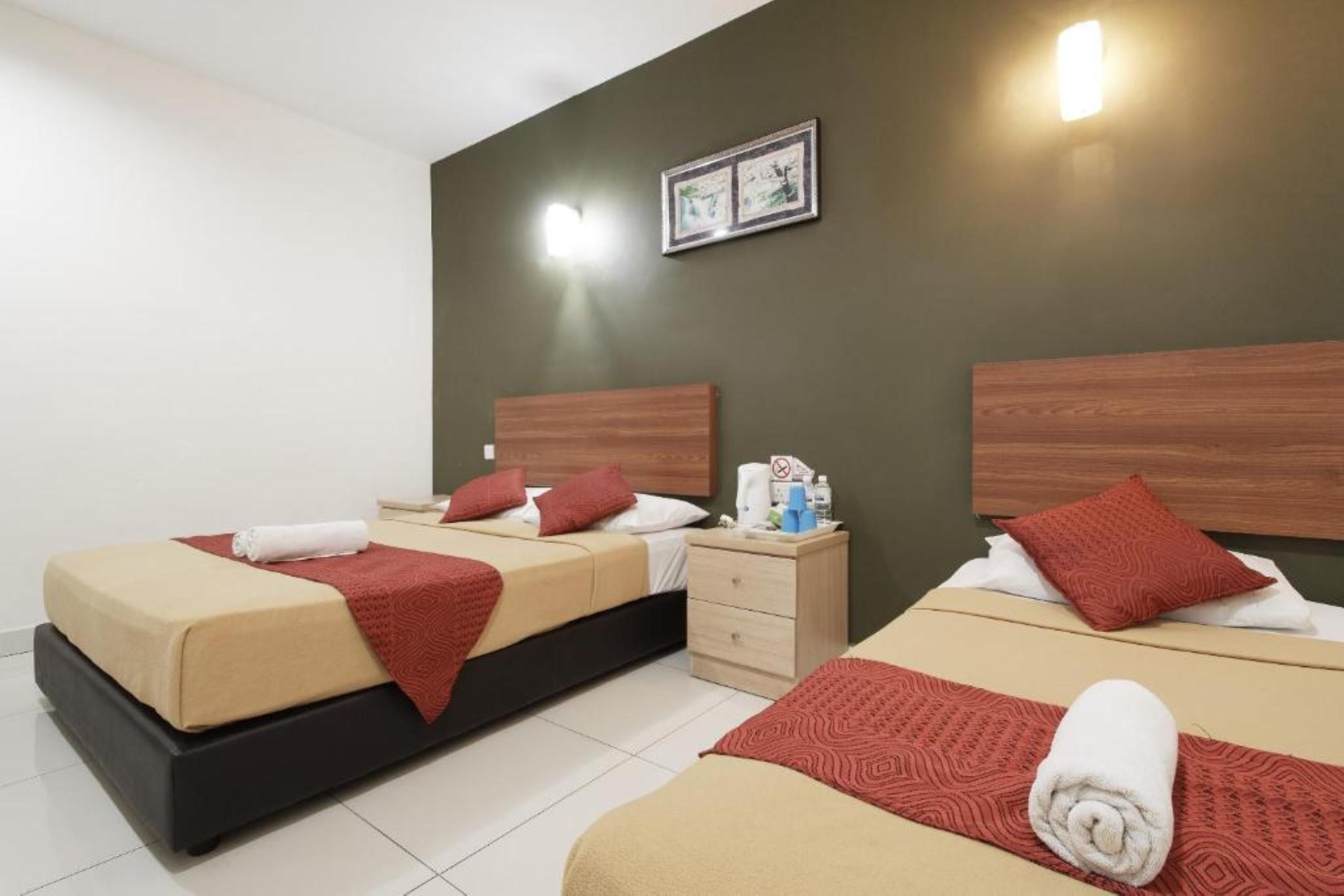 Coop Hotel Putrajaya & Cyberjaya Kampung Dengkil Exterior photo