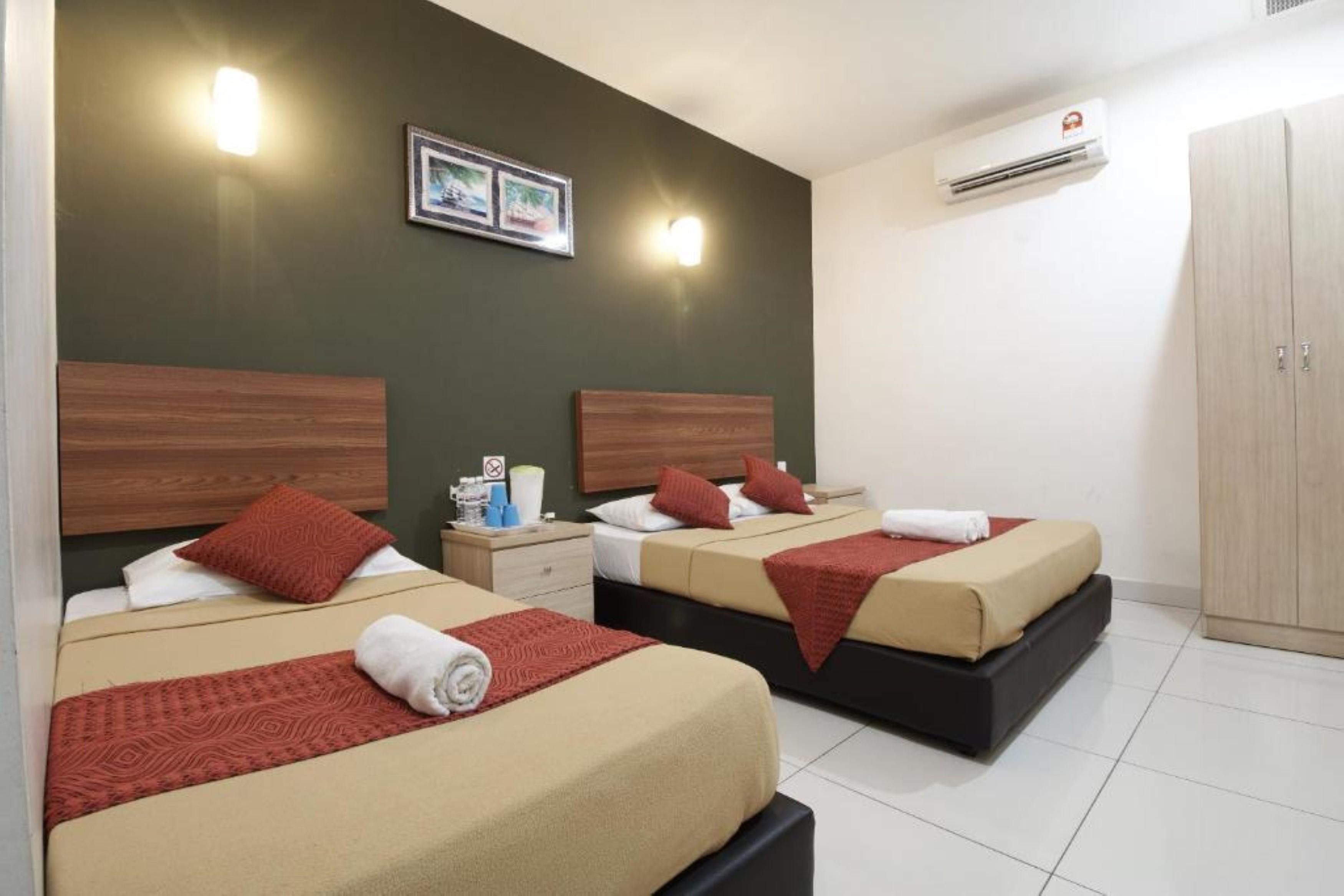 Coop Hotel Putrajaya & Cyberjaya Kampung Dengkil Exterior photo