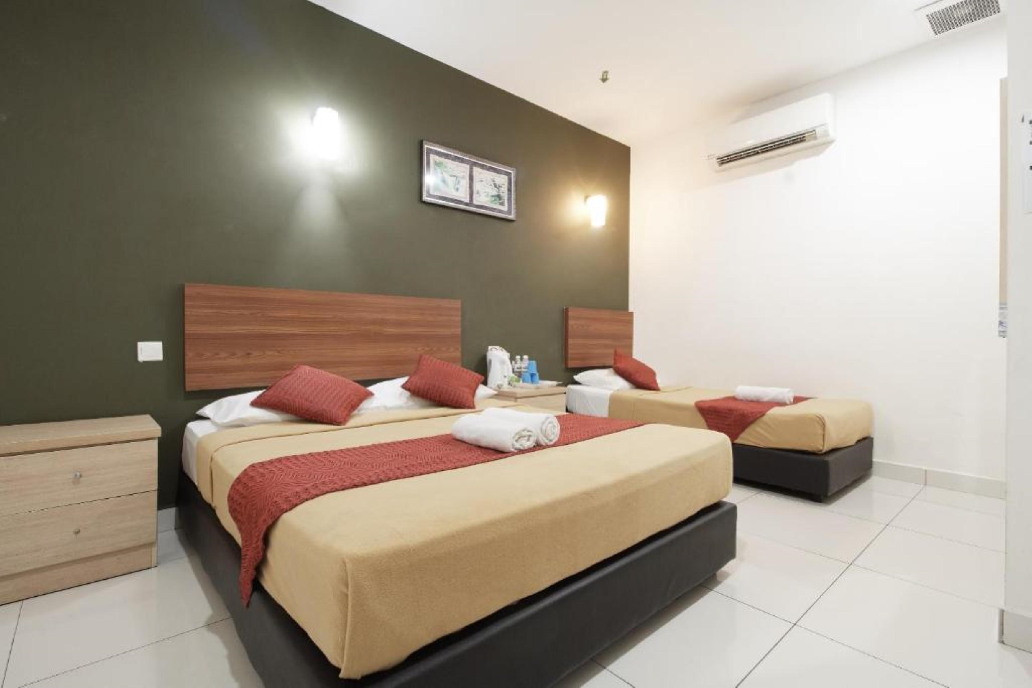 Coop Hotel Putrajaya & Cyberjaya Kampung Dengkil Exterior photo