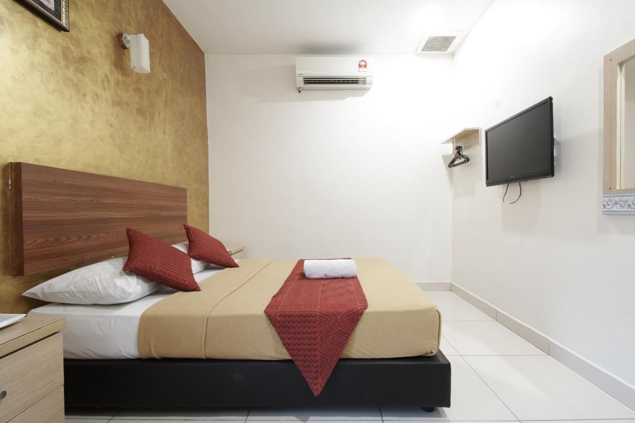Coop Hotel Putrajaya & Cyberjaya Kampung Dengkil Exterior photo