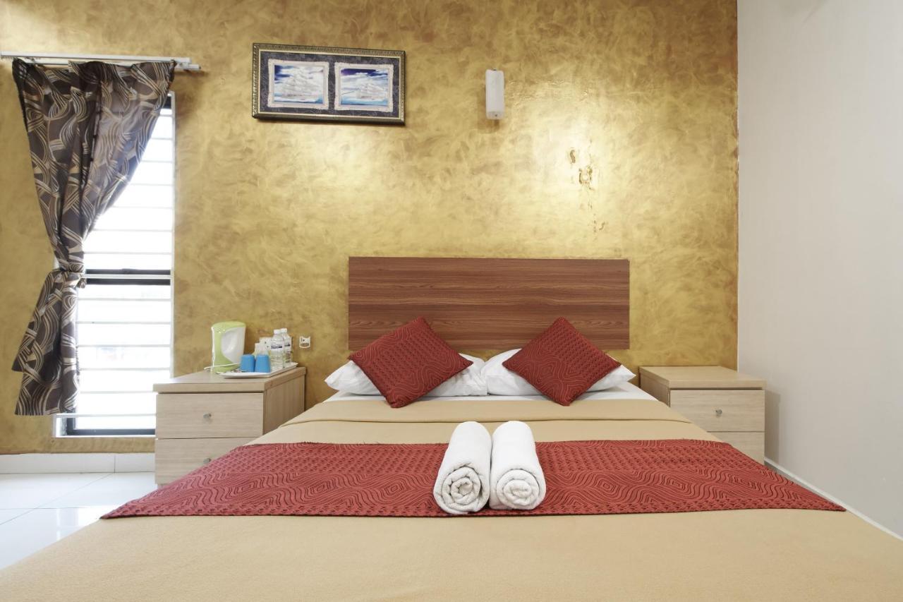 Coop Hotel Putrajaya & Cyberjaya Kampung Dengkil Exterior photo